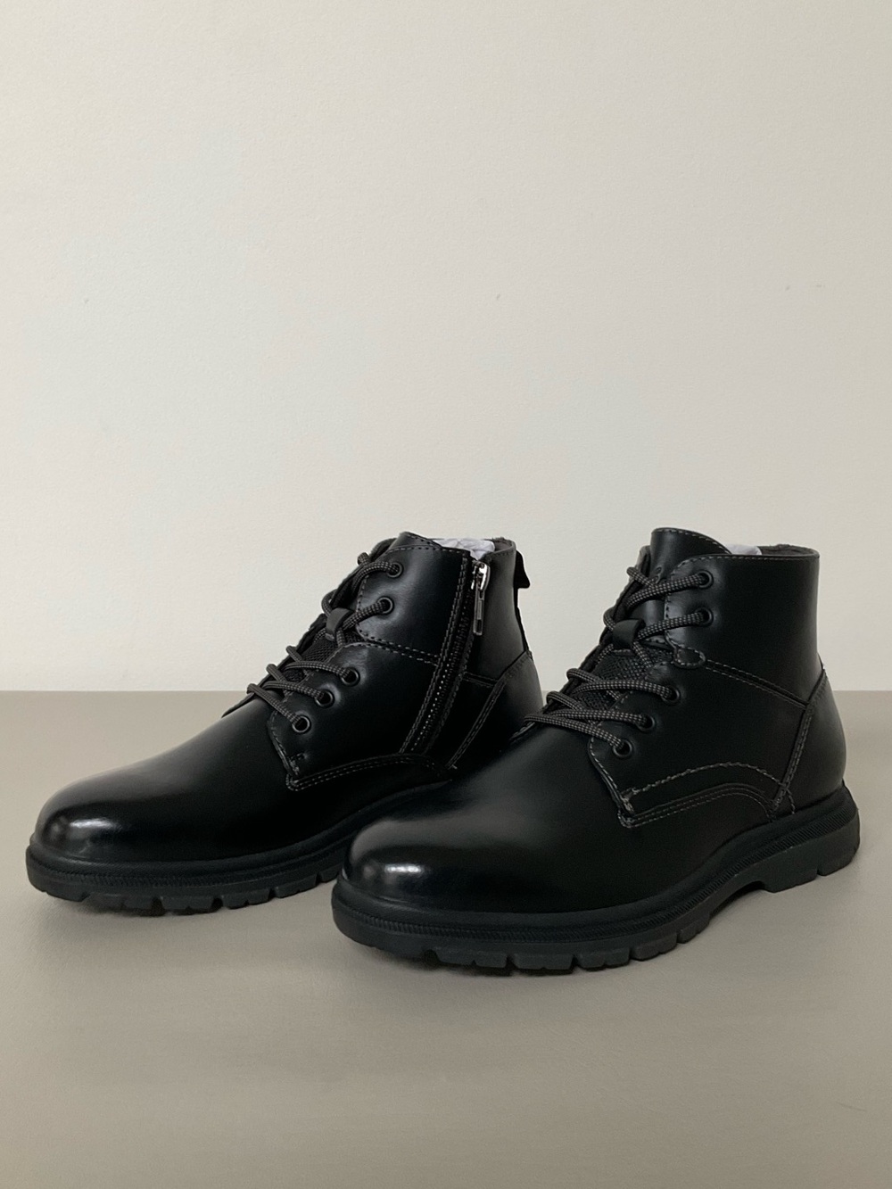 Florsheim, NWBox, Black Kids Boots
